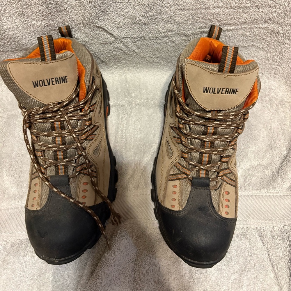 Wolverine Men's Tan and Orange Boots